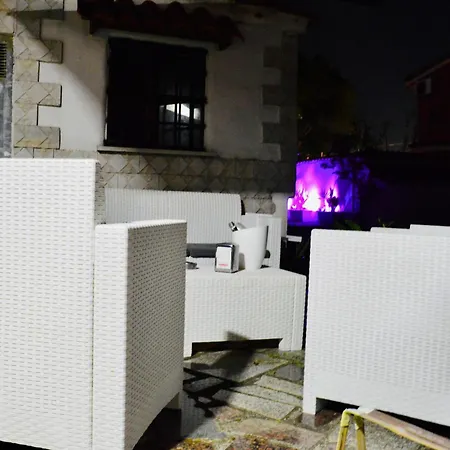 Domus Aurea - Intero Ed Indipendente Con Giardino Fiumicino
