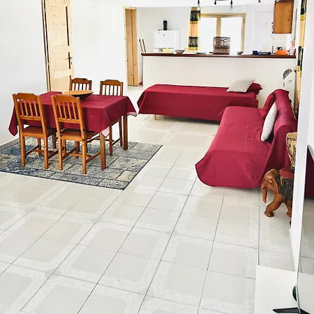 Domus Aurea - Intero Ed Indipendente Con Giardino Apartment Fiumicino