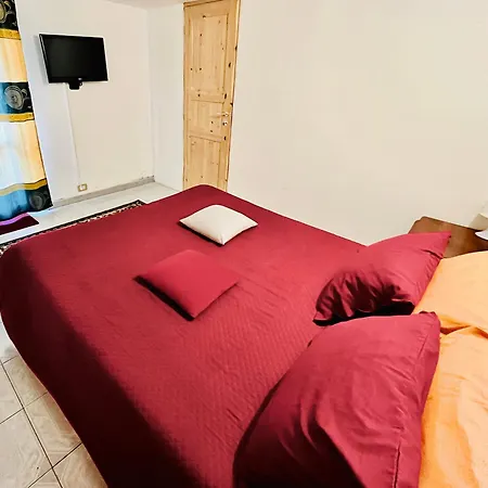Domus Aurea - Intero Ed Indipendente Con Giardino Fiumicino